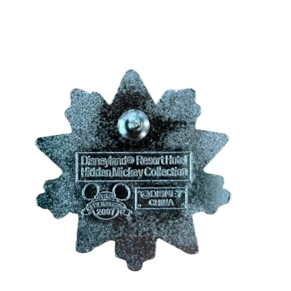 Disney Trading Pin Tinker Bell Snowflake Hidden Mickey Disneyland Resort Hotel - Picture 2 of 2